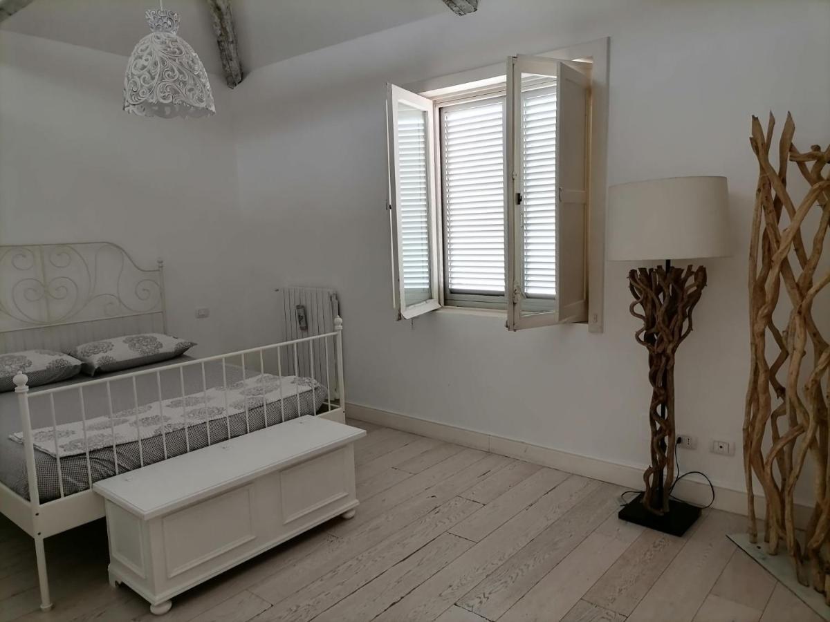 Appartamento Shabby Chic Барлетта Экстерьер фото