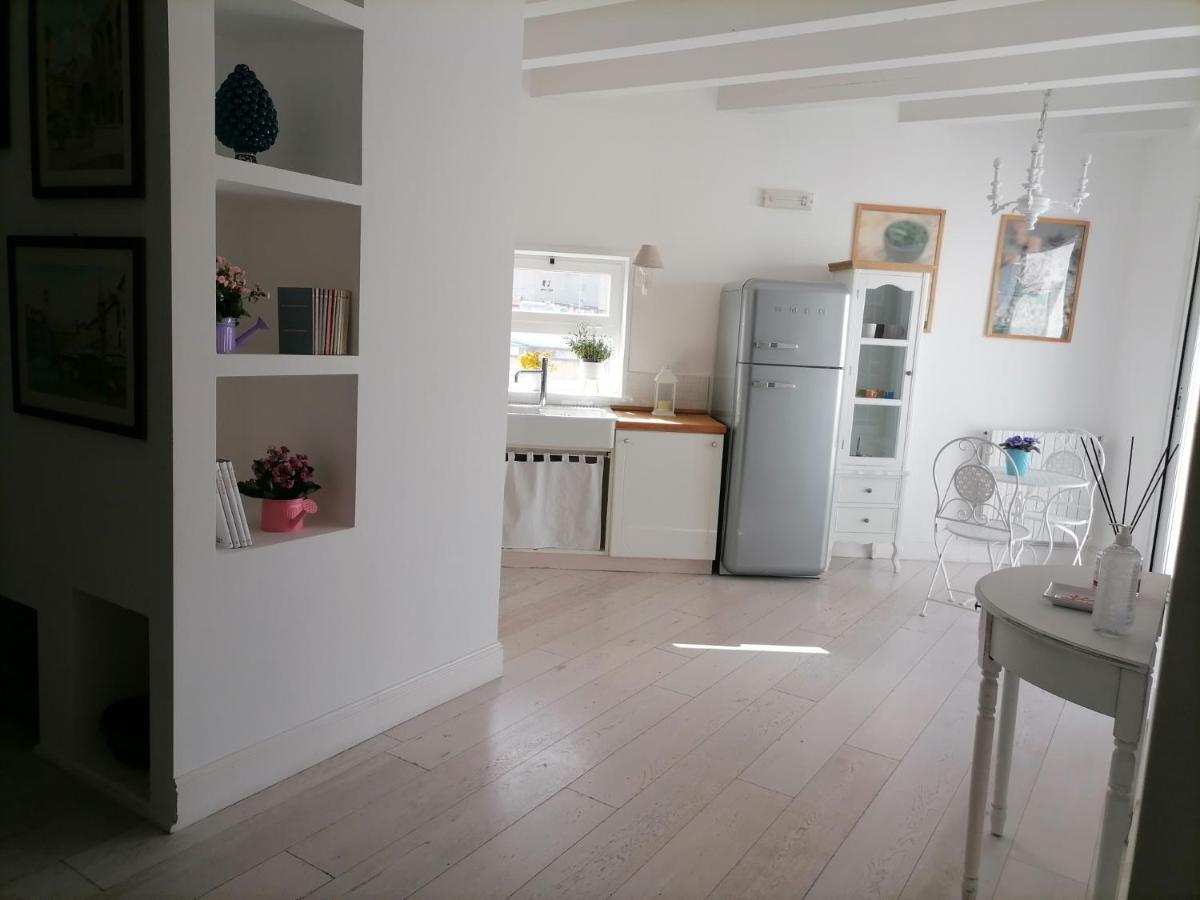 Appartamento Shabby Chic Барлетта Экстерьер фото